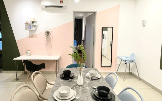 KL Gateway Premium Residences by MOKA
