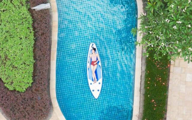 Le Meridien Shimei Bay Beach