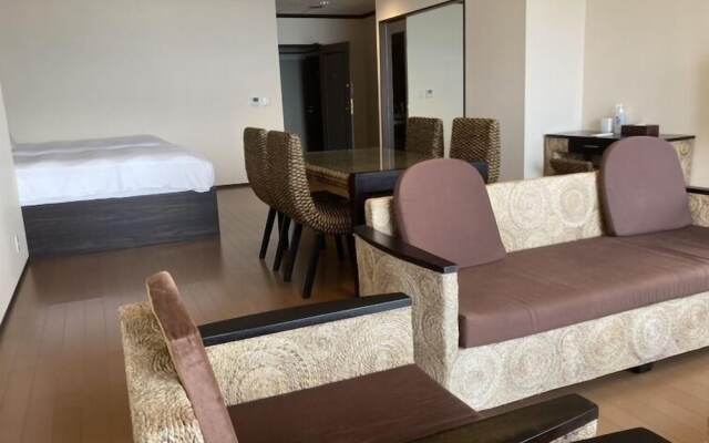 New WestPeninsula Hotel