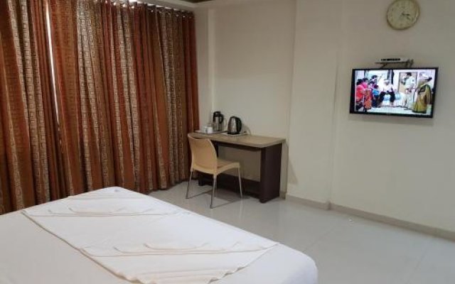 Hotel Swagath Grand Suchitra