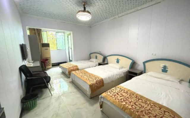 Rongsheng Hostel