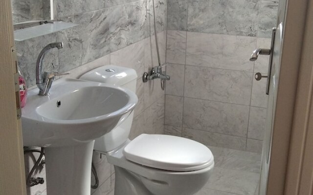 Migroras Otel & Restaurant - Karestel Yaylasi