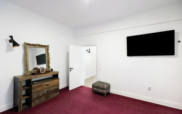 Bucharest Studios Tokyo Apart