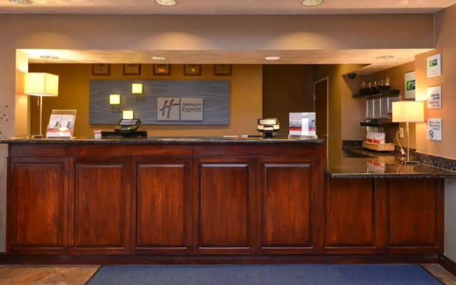 Holiday Inn Express Morgantown, An Ihg Hotel
