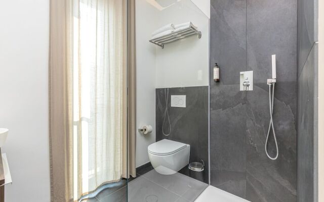 Icon H 504 Suite Micro-living