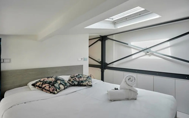 Charming Duplex Center of Paris-montorgueil