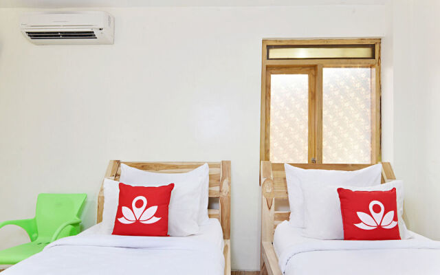 ZEN Rooms Cibogo Pasteur