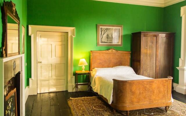 Roundwood House