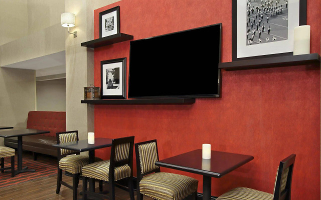 Hampton Inn & Suites Columbus Hilliard