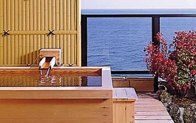 Umino Hotel Nakadaya – Balcony – Atami