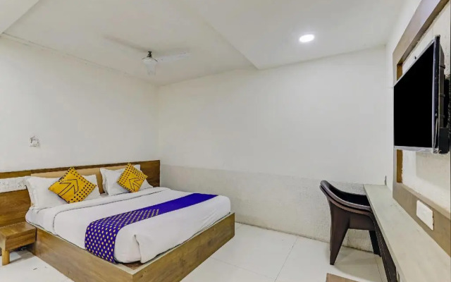 Hotel Shri Sai by OYO Rooms