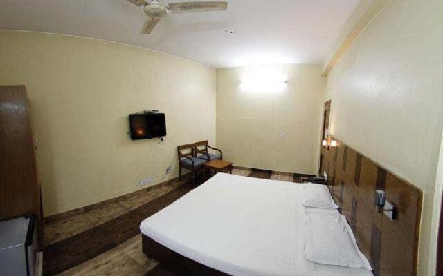 Hotel Dolphin