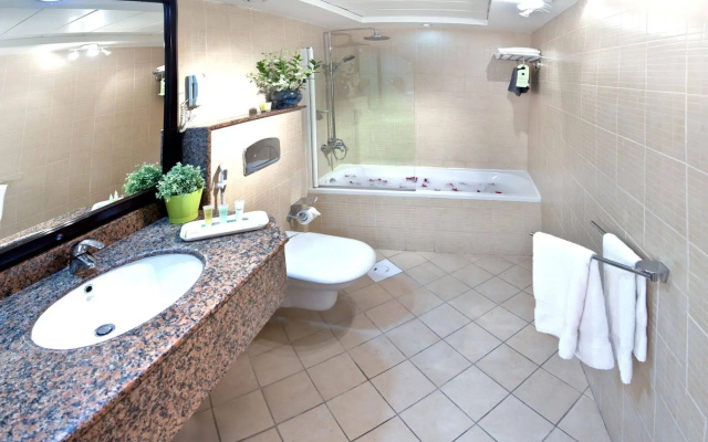 Corp Executive  Doha Suites
