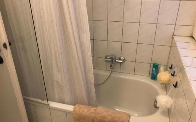 2 Zimmer Wohnung Wuppertal mit Terrasse