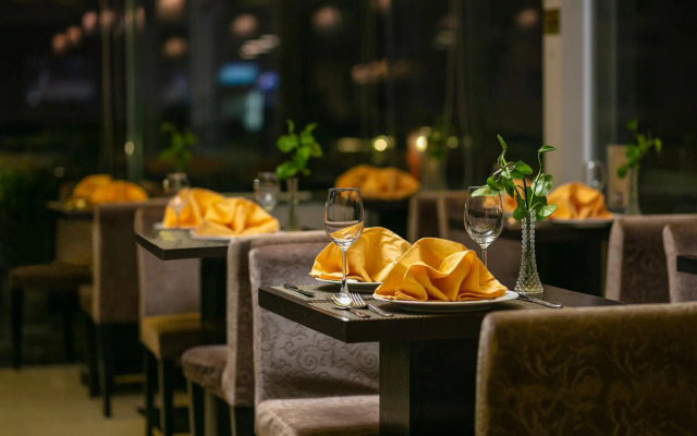 Parkside Sunline Hotel