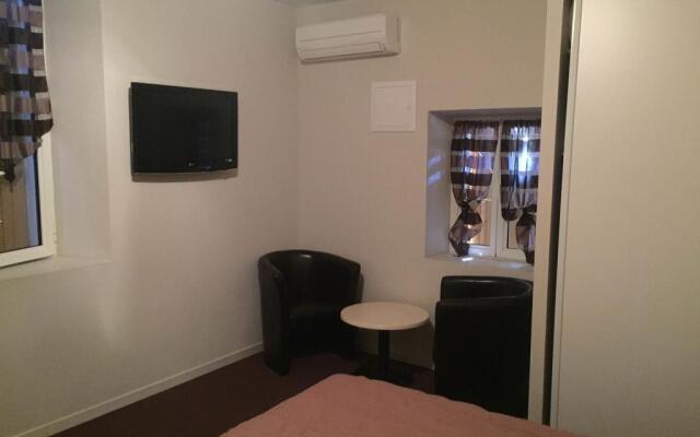 Auberge Les Olivades