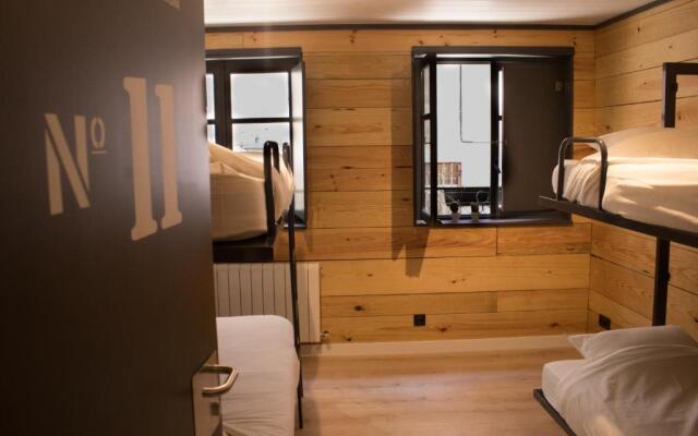 Hostal Erasmus by gaiarooms