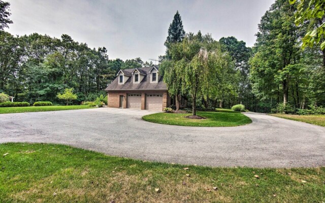 Extravagant Atglen Manor w/ Private 60-acre Land!