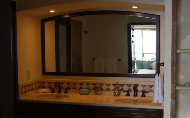 Sonoran Sky 3BR 302 Upper Sky by Casago