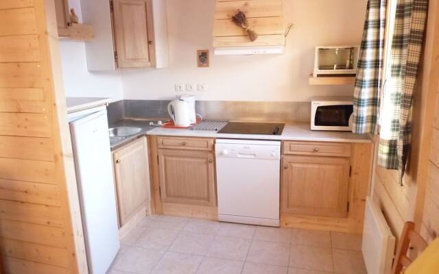 Wooden Chalet With a Washer, Near a Lake