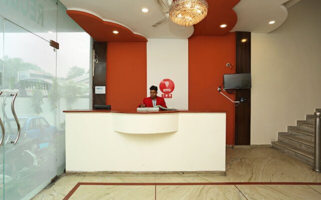 Capital O 9905 Hotel Doon Star