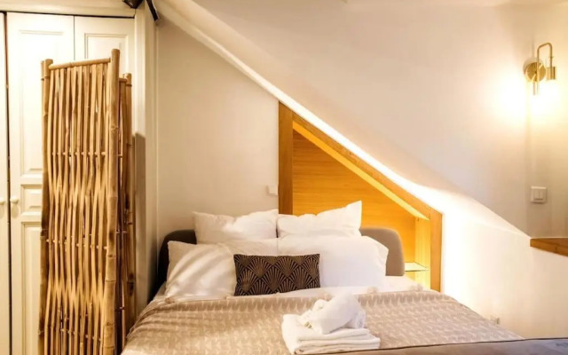 Spacious studio in Paris Hyper Center - Smart TV & WIFI - 4P