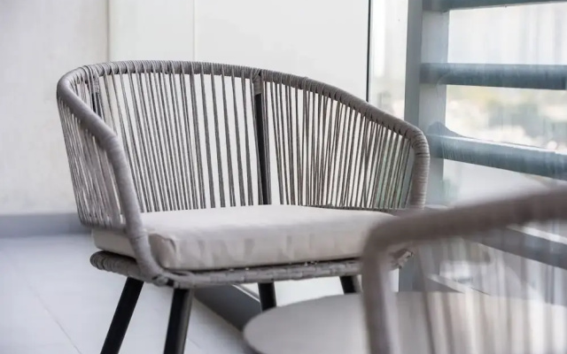 Modern Aesthetic 1-bedroom Apartment in Dubai Hills