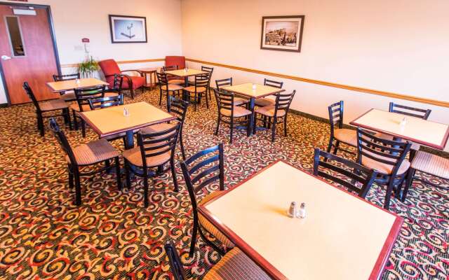 Quality Inn & Suites University