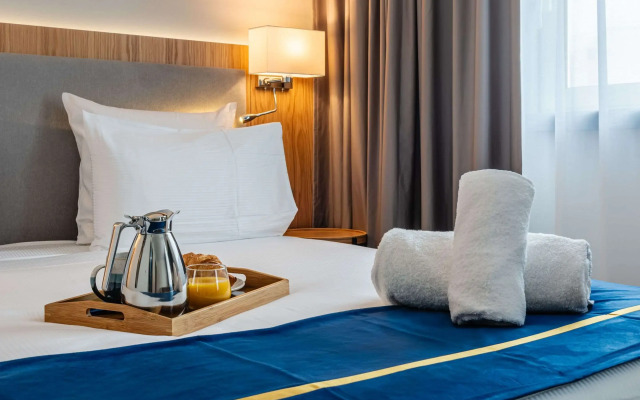 Brit Hotel Privilège Paris - Rosny