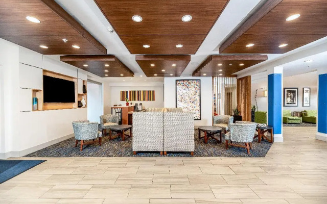 Holiday Inn Express Fremont-Milpitas Central by IHG