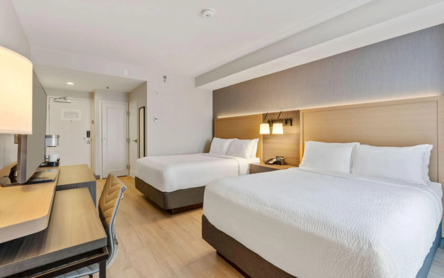 Holiday Inn Hotel & Suites Ottawa Kanata by IHG