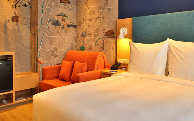 Holiday Inn Express Taichung Fengchia by IHG