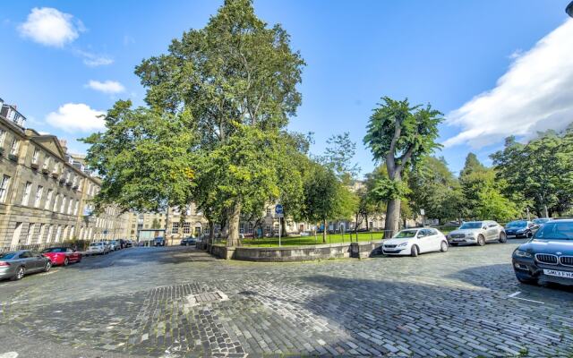 Beautiful, Historic Georgian 4 Bed House Heart Of The City