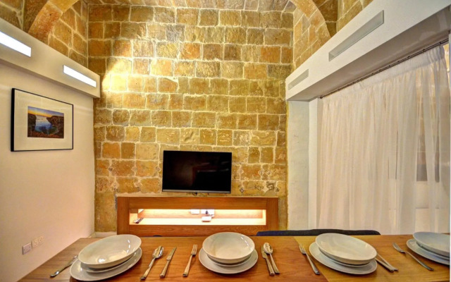 Coral Apartment (Valletta)