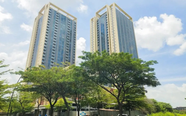 Modern Look And Comfy 1Br Apartment Branz Bsd City