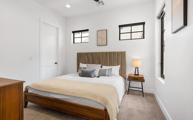 Desert Gem 7 Bedroom Home