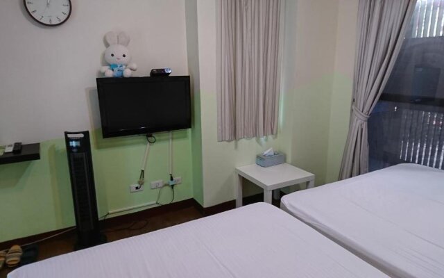 Feng Chia Love Heart