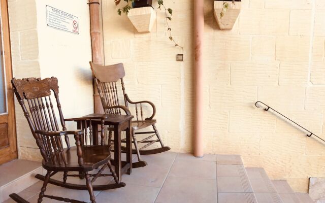 Narcisa Farmhouse B&B
