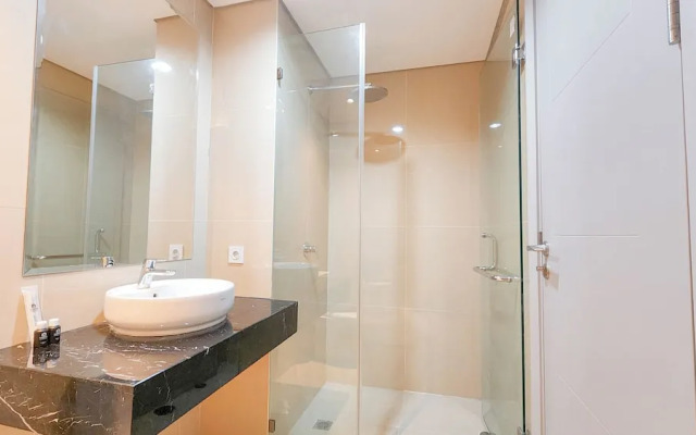 Wonderful 2BR with City View at Grand Sungkono Lagoon Apartment