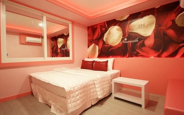 Amaranth Tourist Hotel