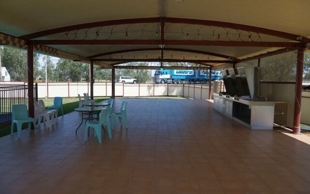 Nandewar Motor Inn