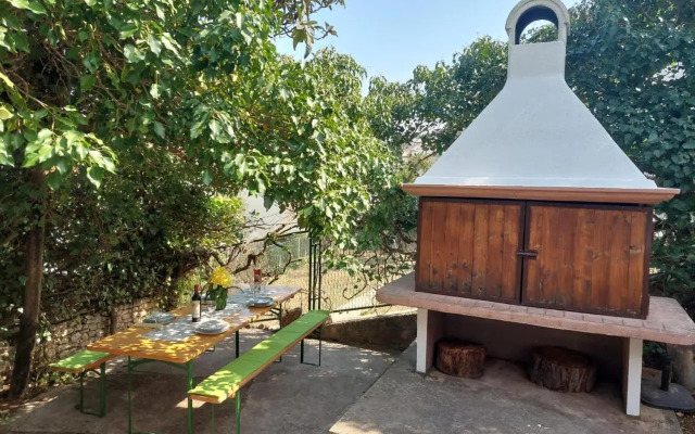 Peaceful & cozy Rest House, 80m from beach