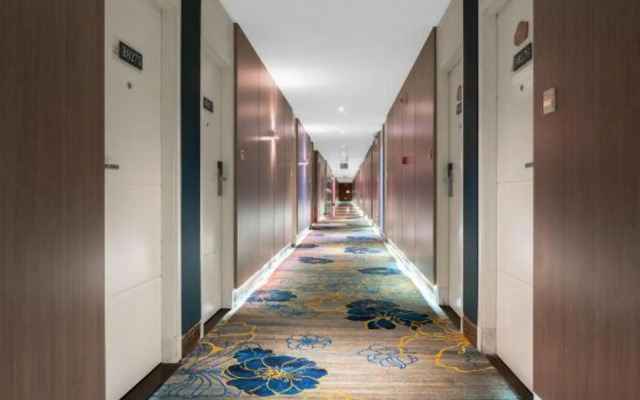 Shengjing Yijia Hotel Xiangyang wanda square
