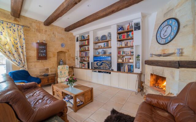 Village Knights Accommodation