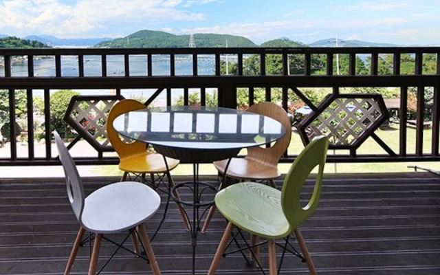 Tongyeong Paper Island Pension