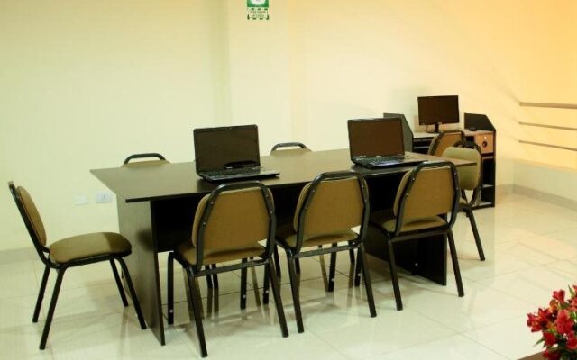 Plaza Real Hotel
