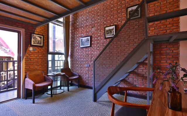 1903 Yard Inn