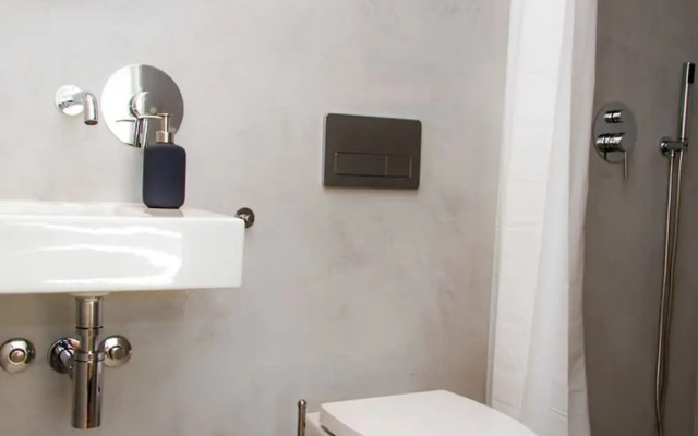 Liiiving in Porto Santa Catarina Luxury Apt I