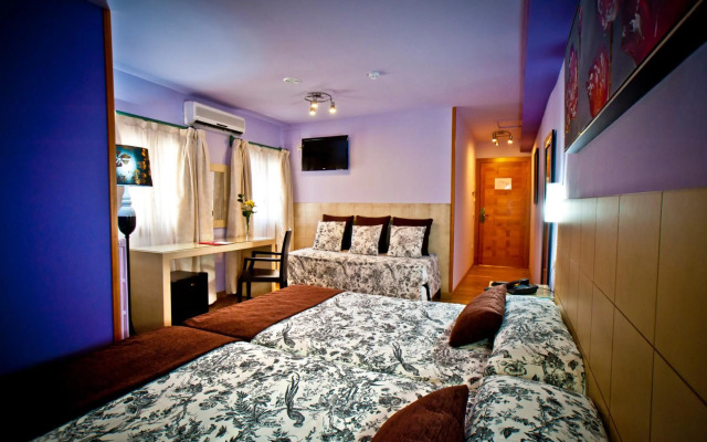 Hotel Condes de Castilla