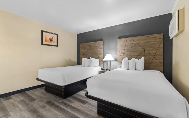 Travelodge by Wyndham Rapid City